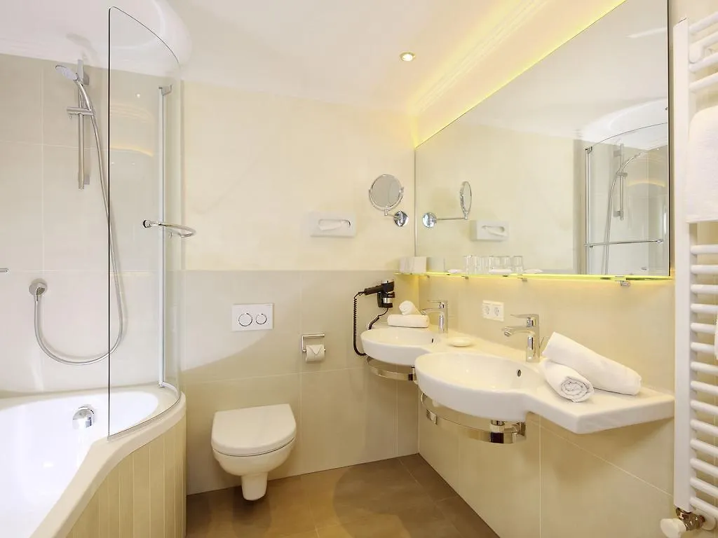 Hotel Garni Granat Solden